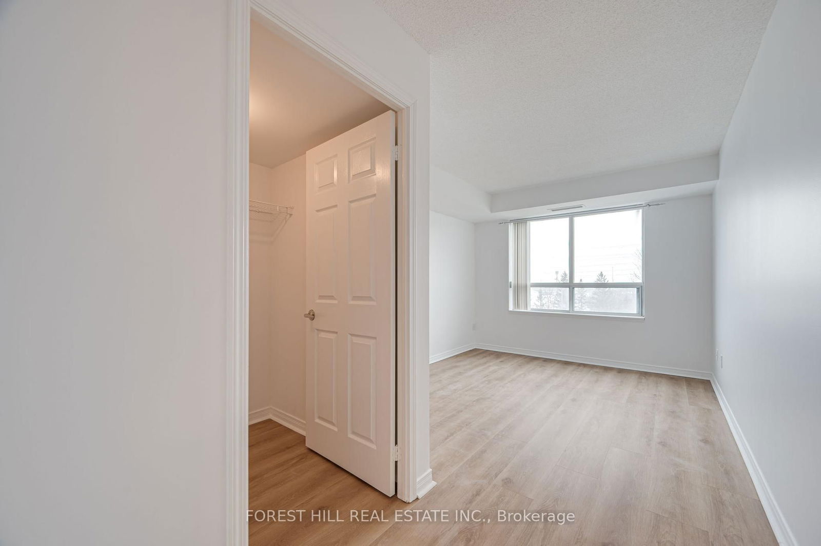 39 Oneida Cres, unit 505 for sale