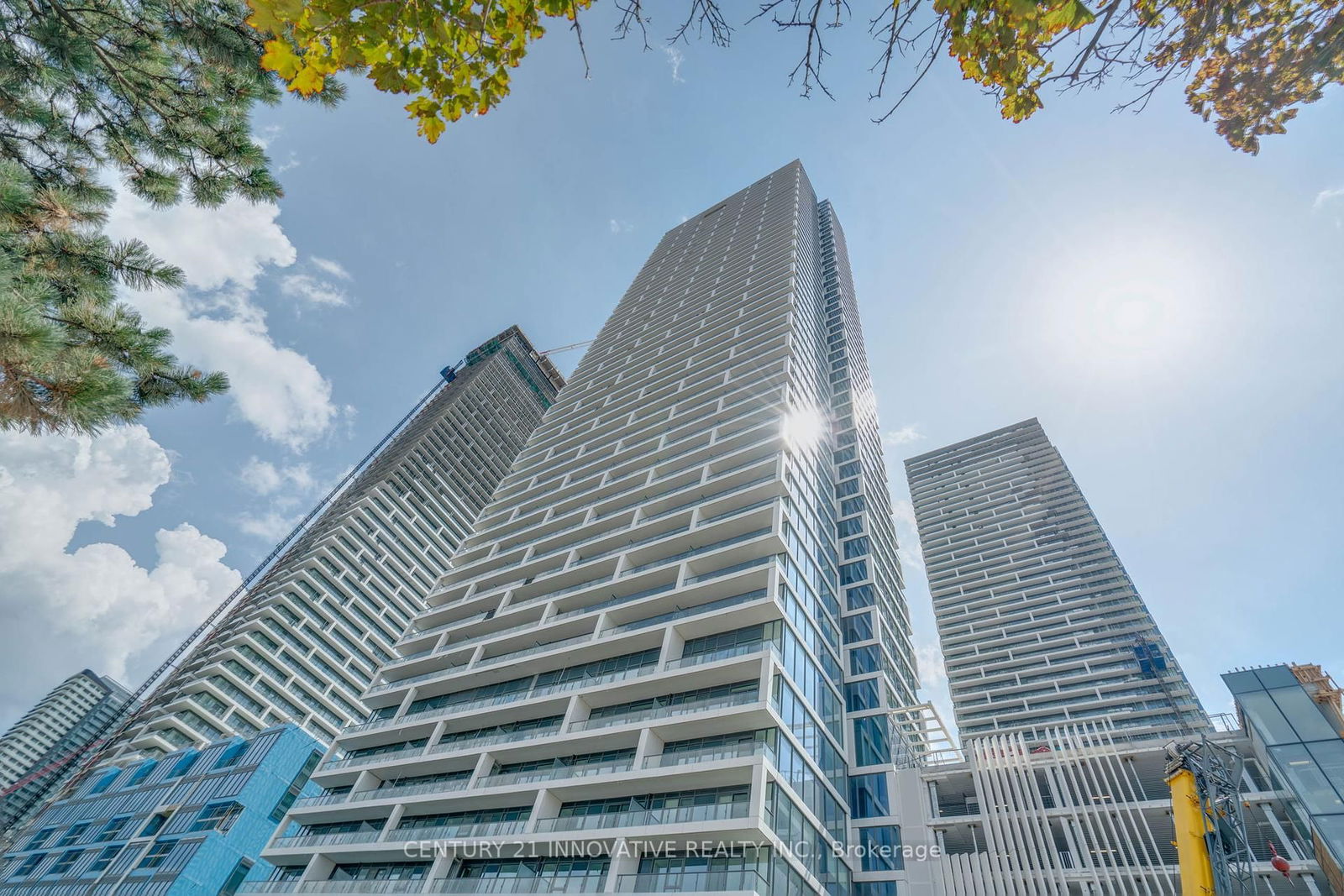 898 Portage Pkwy, unit 503 for sale