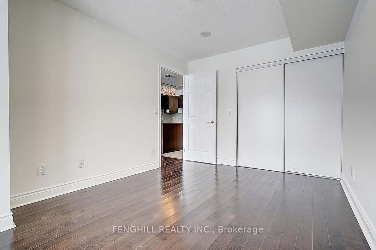 37 Galleria Pkwy, unit 709 for sale