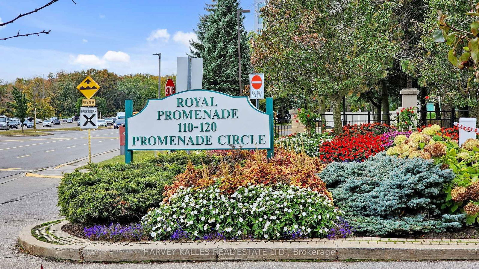 120 Promenade Circ, unit 212 for sale