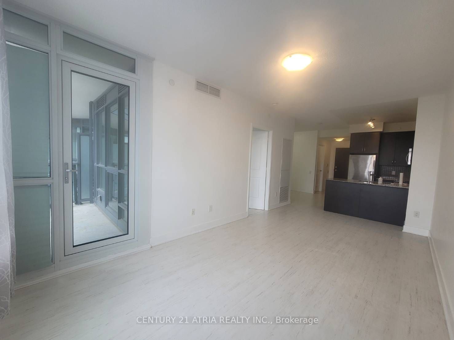 7608 Yonge St, unit 504 for rent