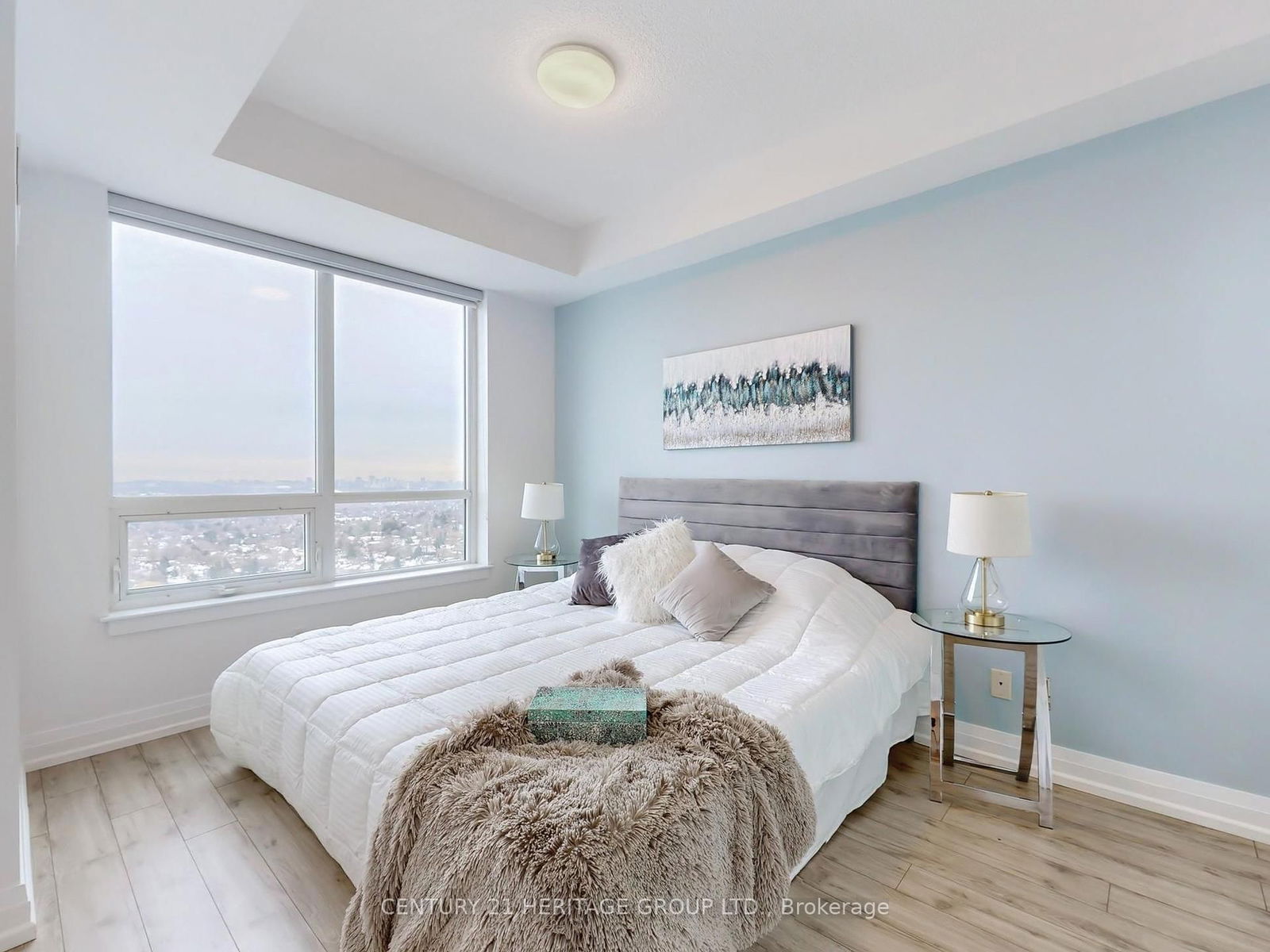 7165 Yonge St, unit PH105 for sale