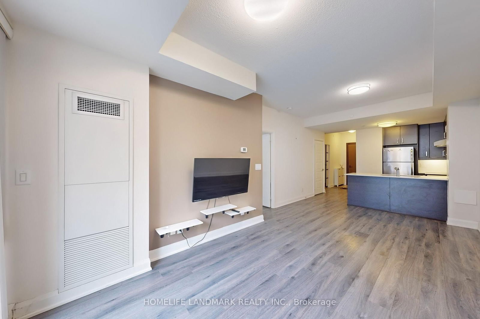 8228 Birchmount Rd, unit 223 for sale