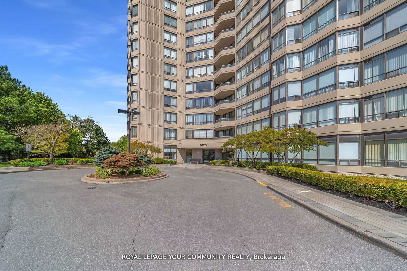 7420 Bathurst St, unit 503 for sale