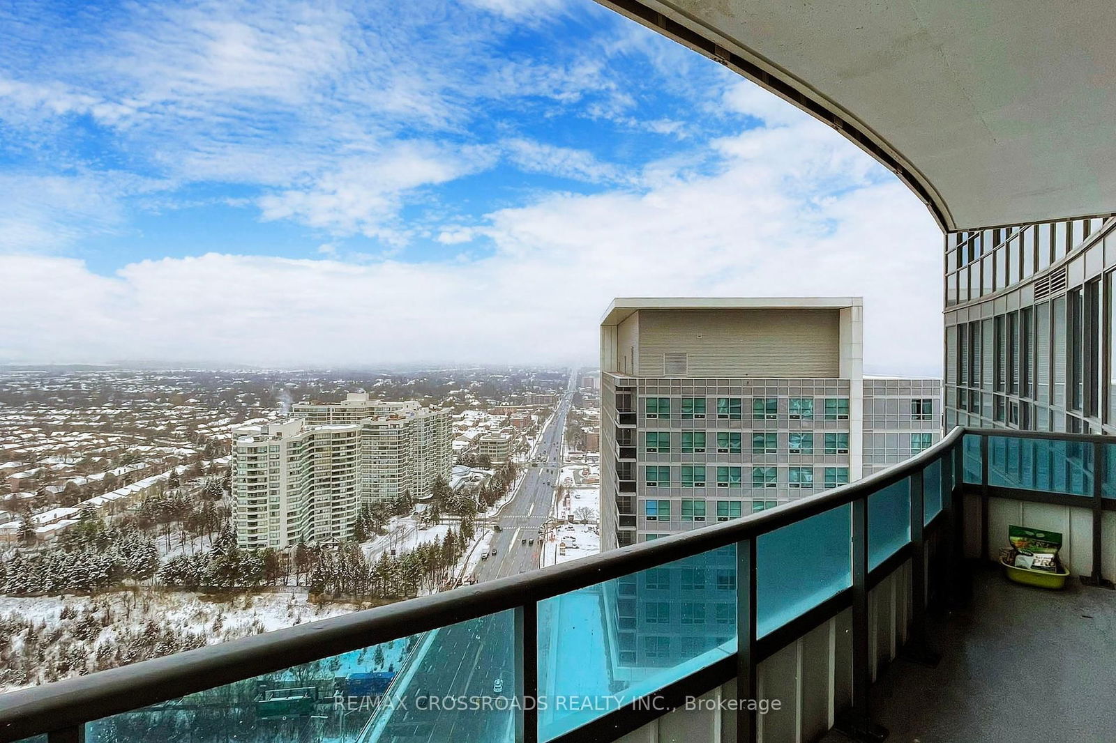 7171 Yonge St, unit 2408 for sale