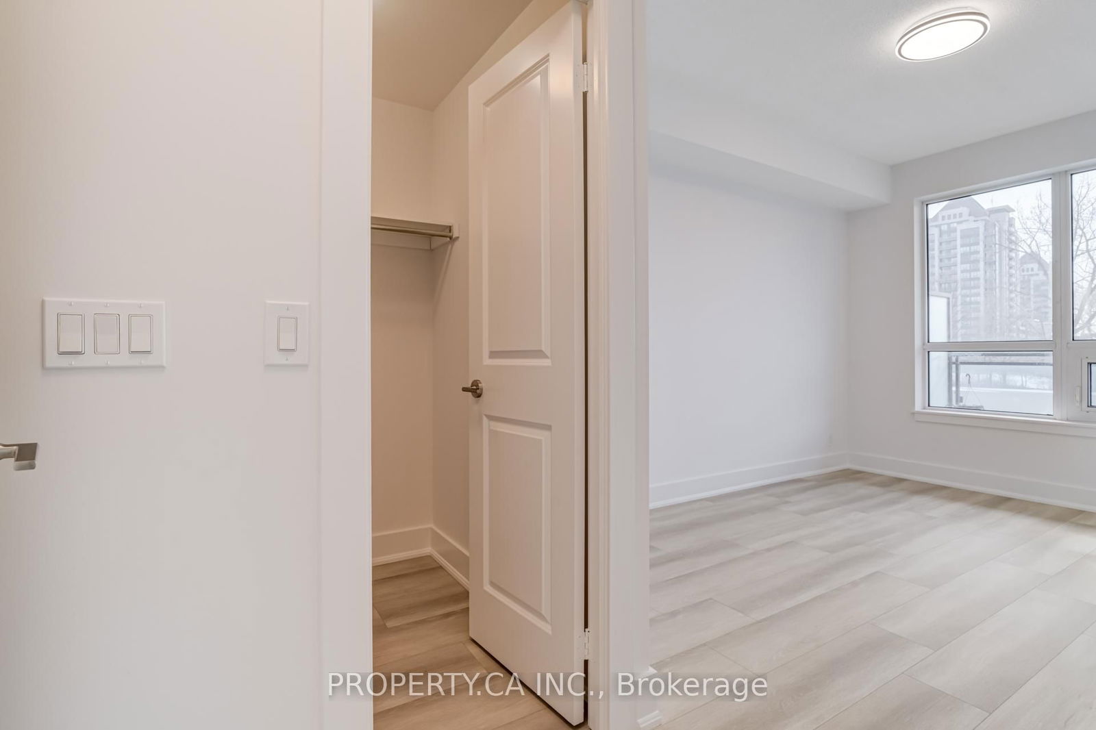 7900 Bathurst St, unit 229 for sale