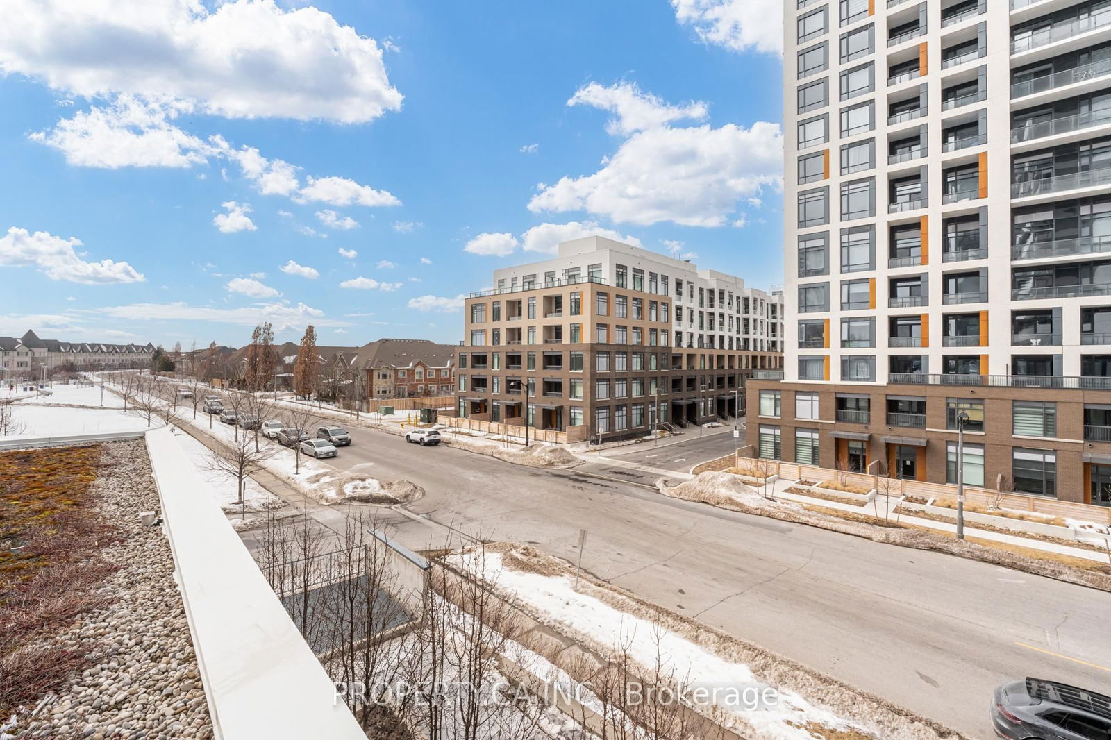 7900 Bathurst St, unit 229 for sale