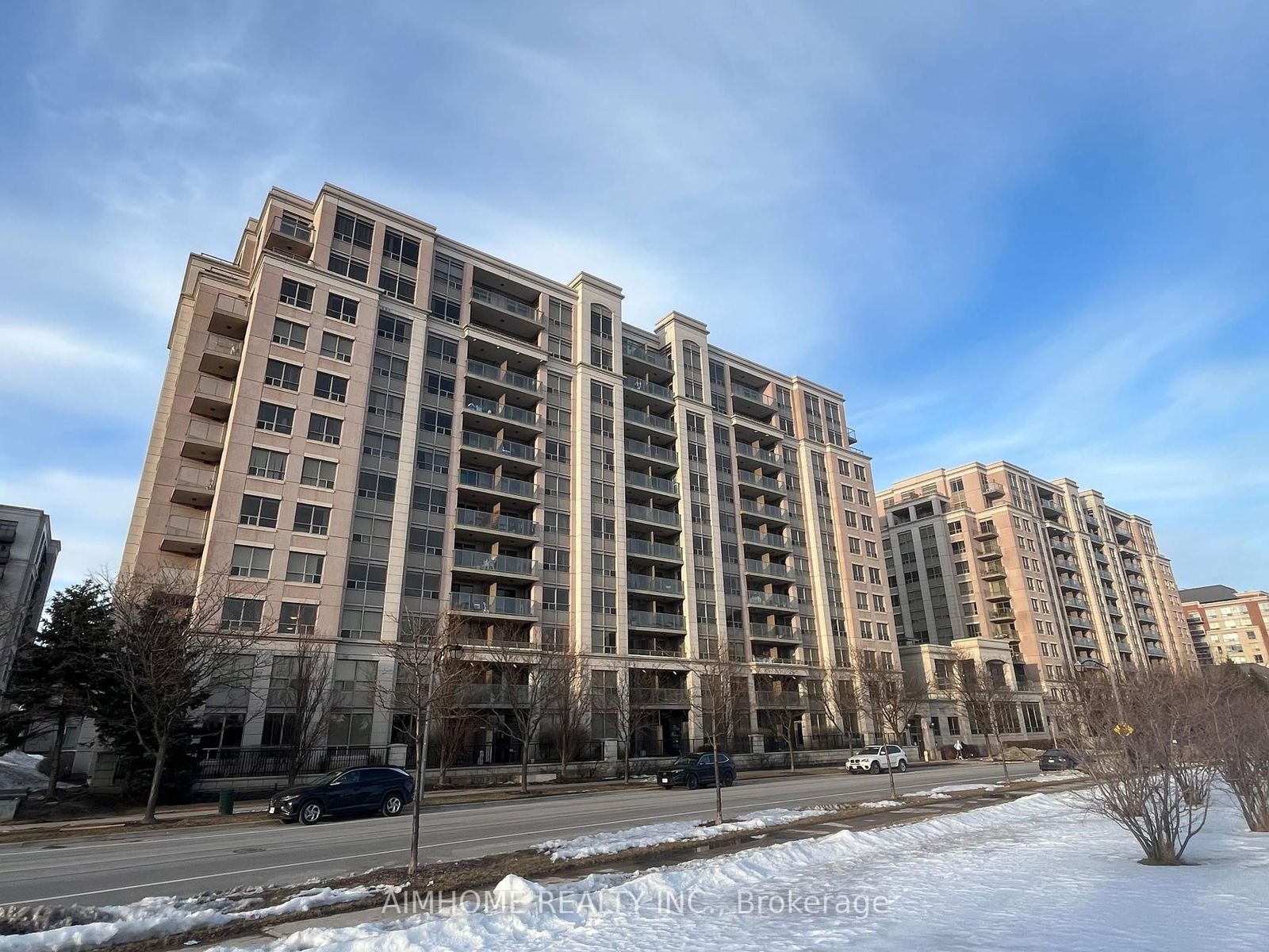 39 Galleria Pkwy, unit Lph06 for rent