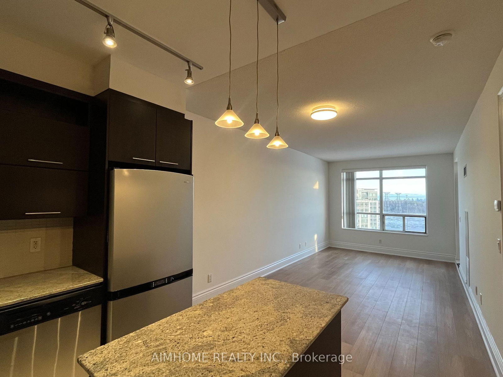 39 Galleria Pkwy, unit Lph06 for rent