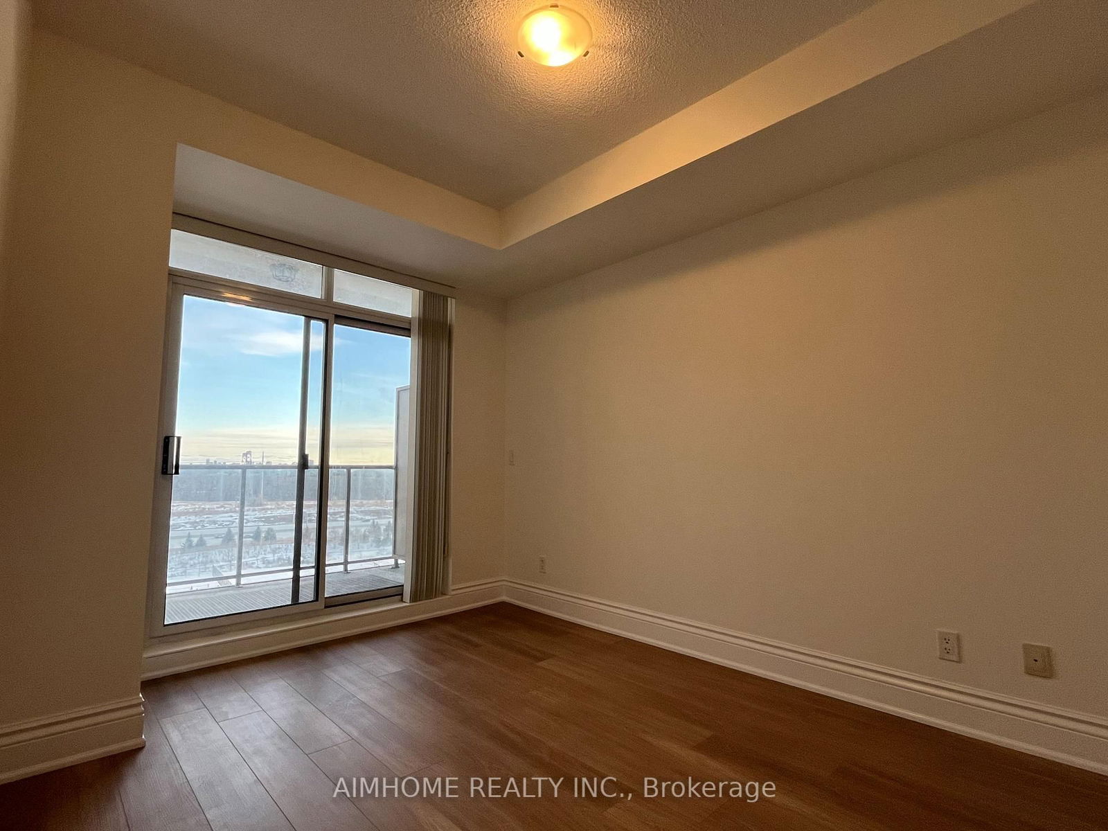 39 Galleria Pkwy, unit Lph06 for rent