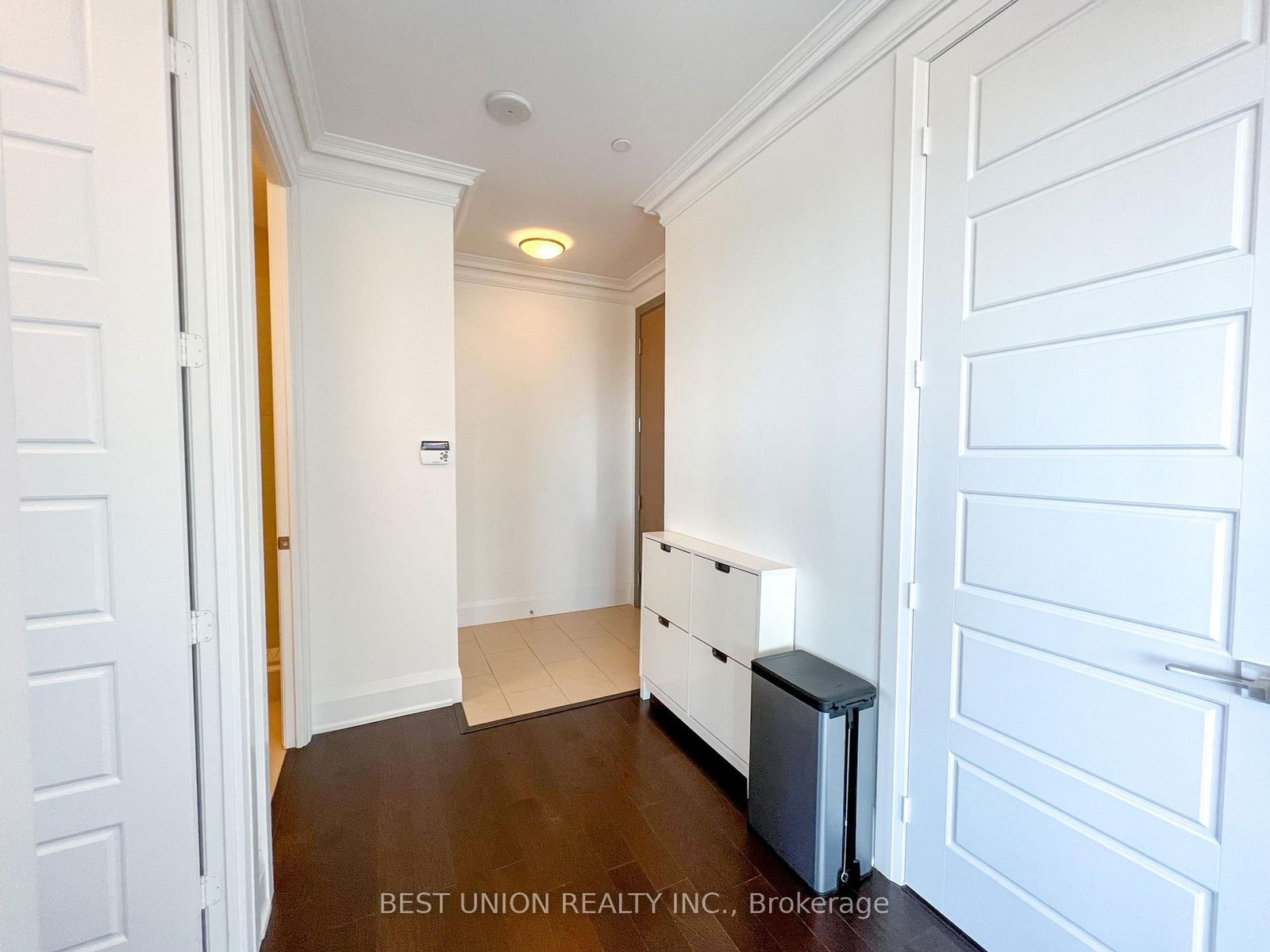 18 Uptown Dr, unit RG08 for rent