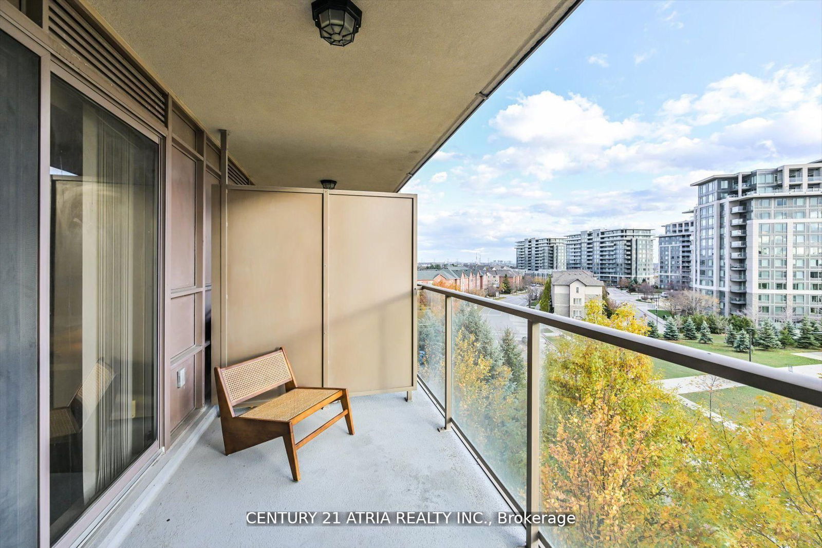 39 Galleria Pkwy, unit 609 for rent