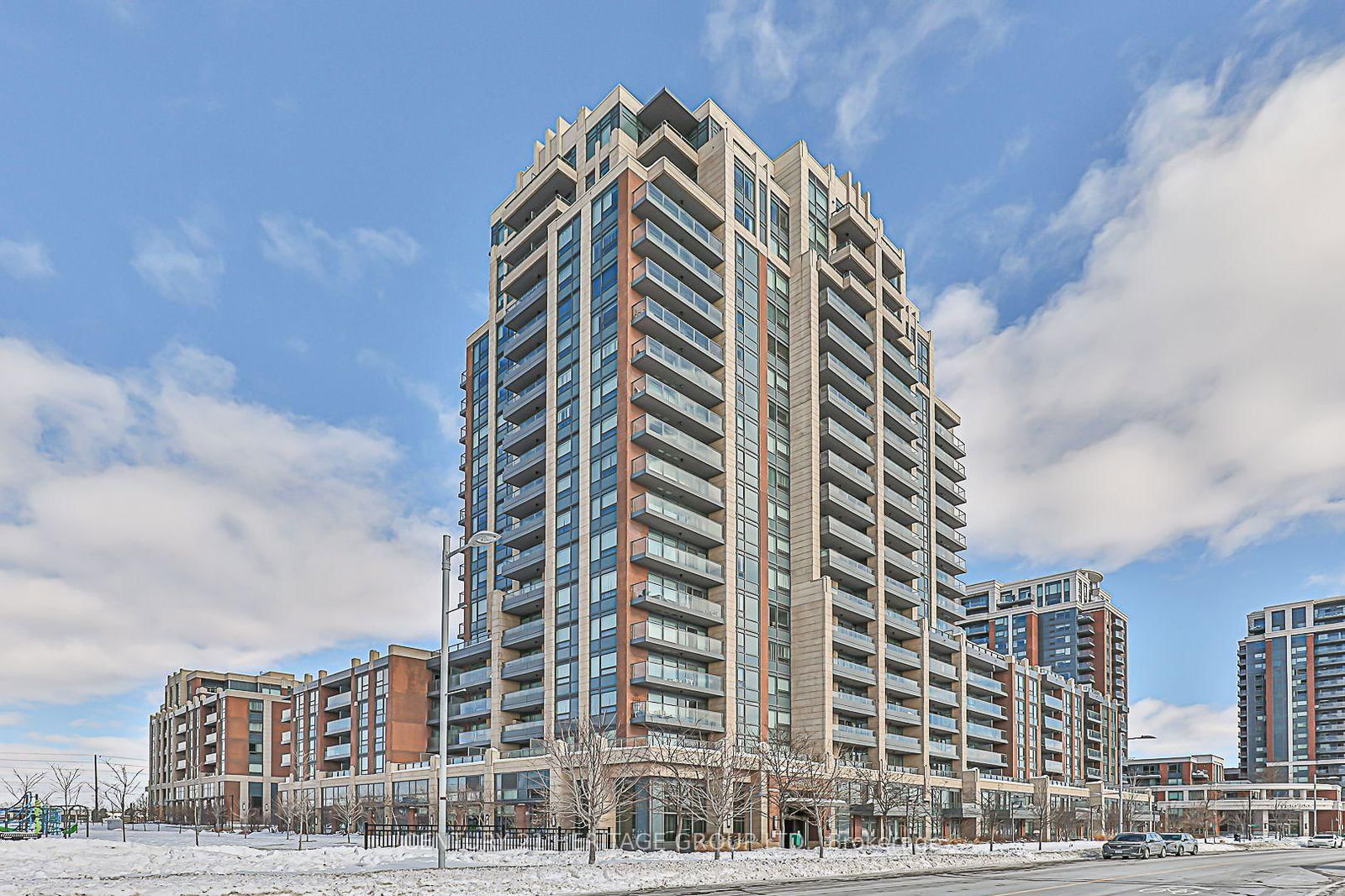 18 Uptown Dr, unit 217 for sale