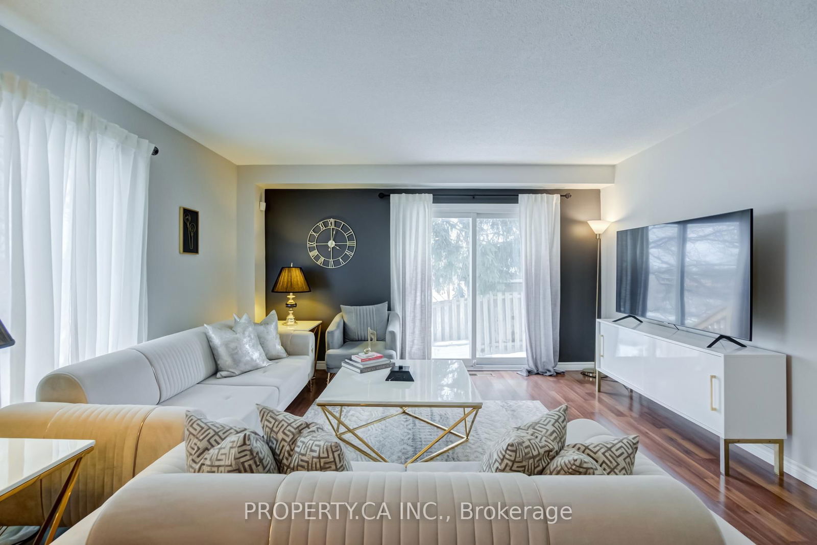 Robertson Place Townhomes, Newmarket, Toronto