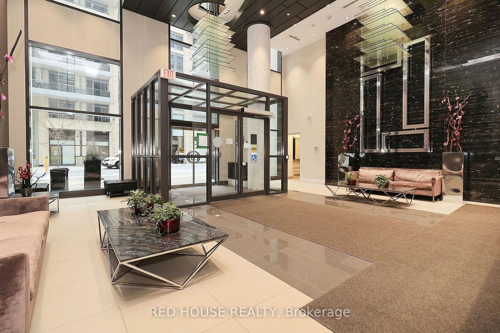 9201 Yonge St N, unit 1513 for sale