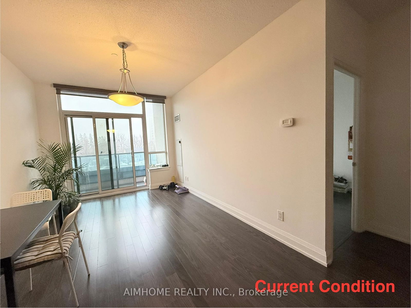 7165 Yonge St, unit 319 for rent