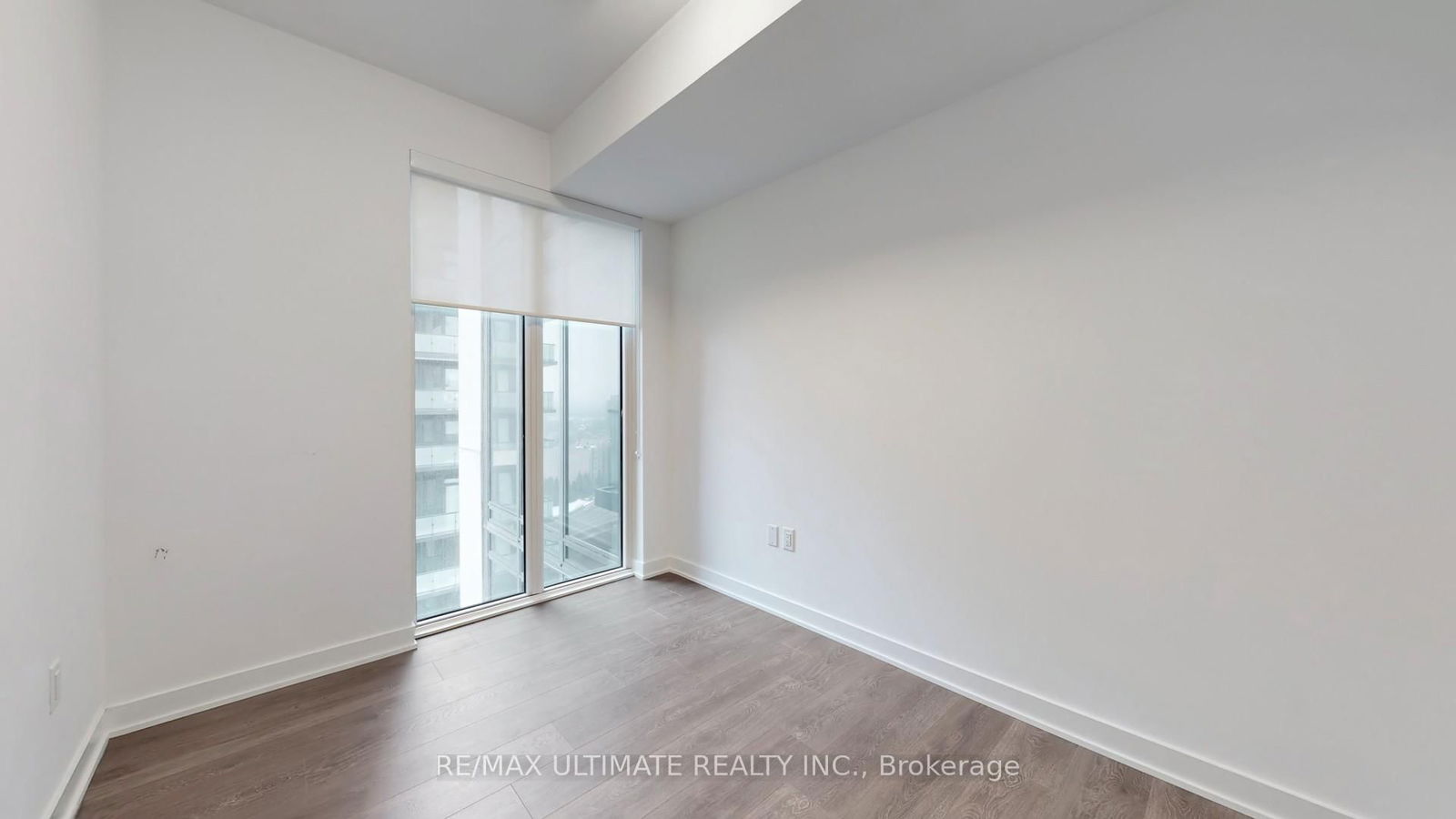 95 Oneida Cres, unit 1803 for rent