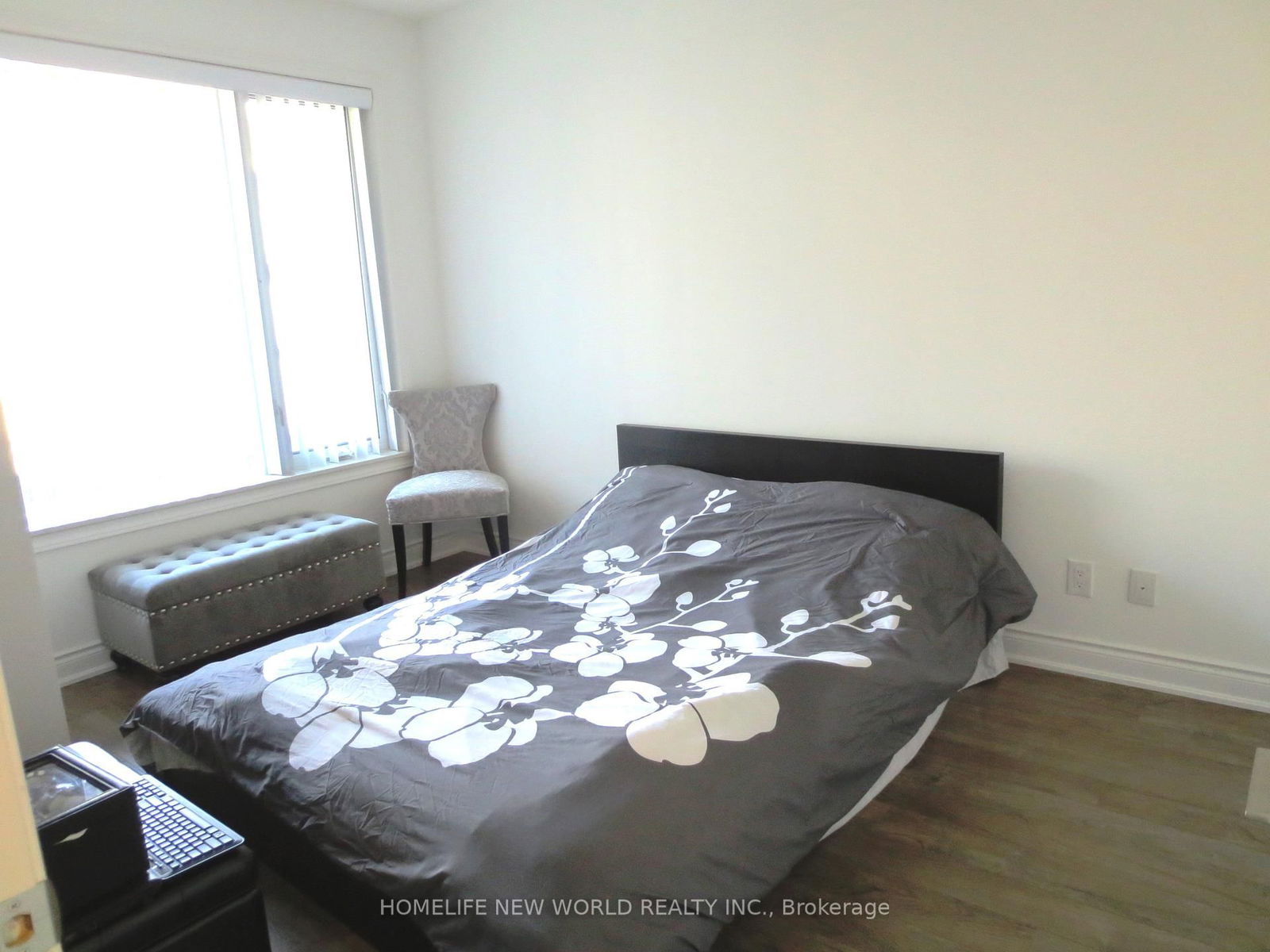 325 South Park Rd, unit 201 for rent