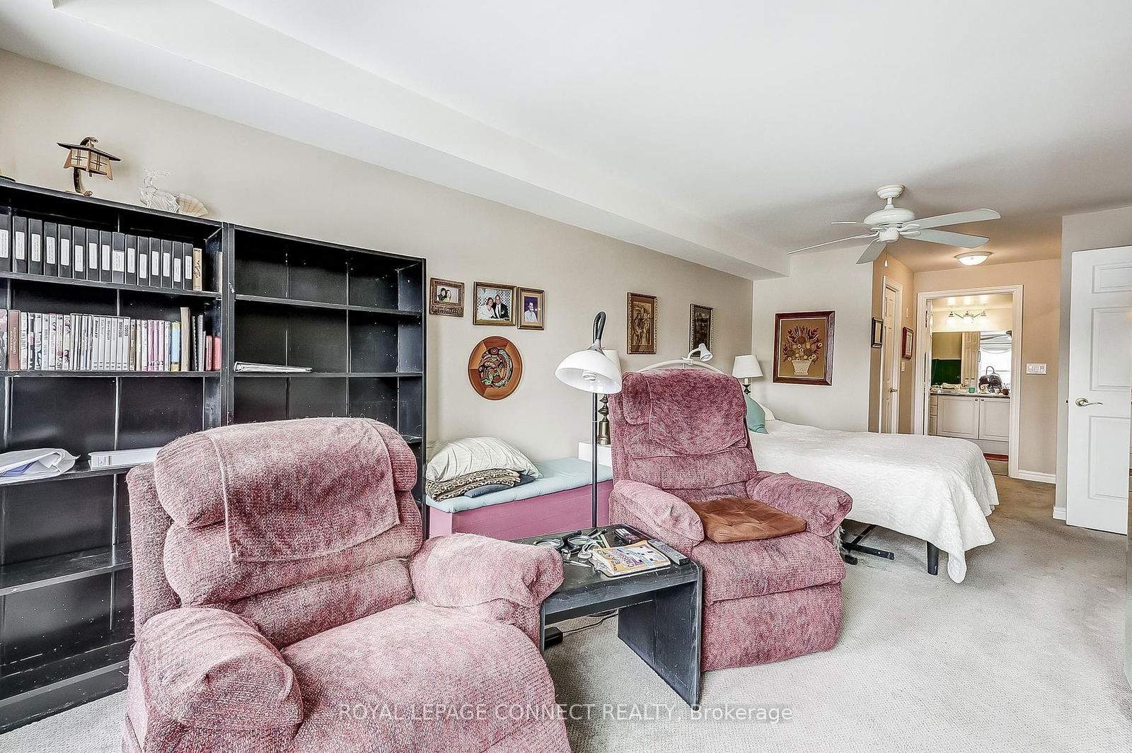 22 James Hill Crt, unit 209 for sale