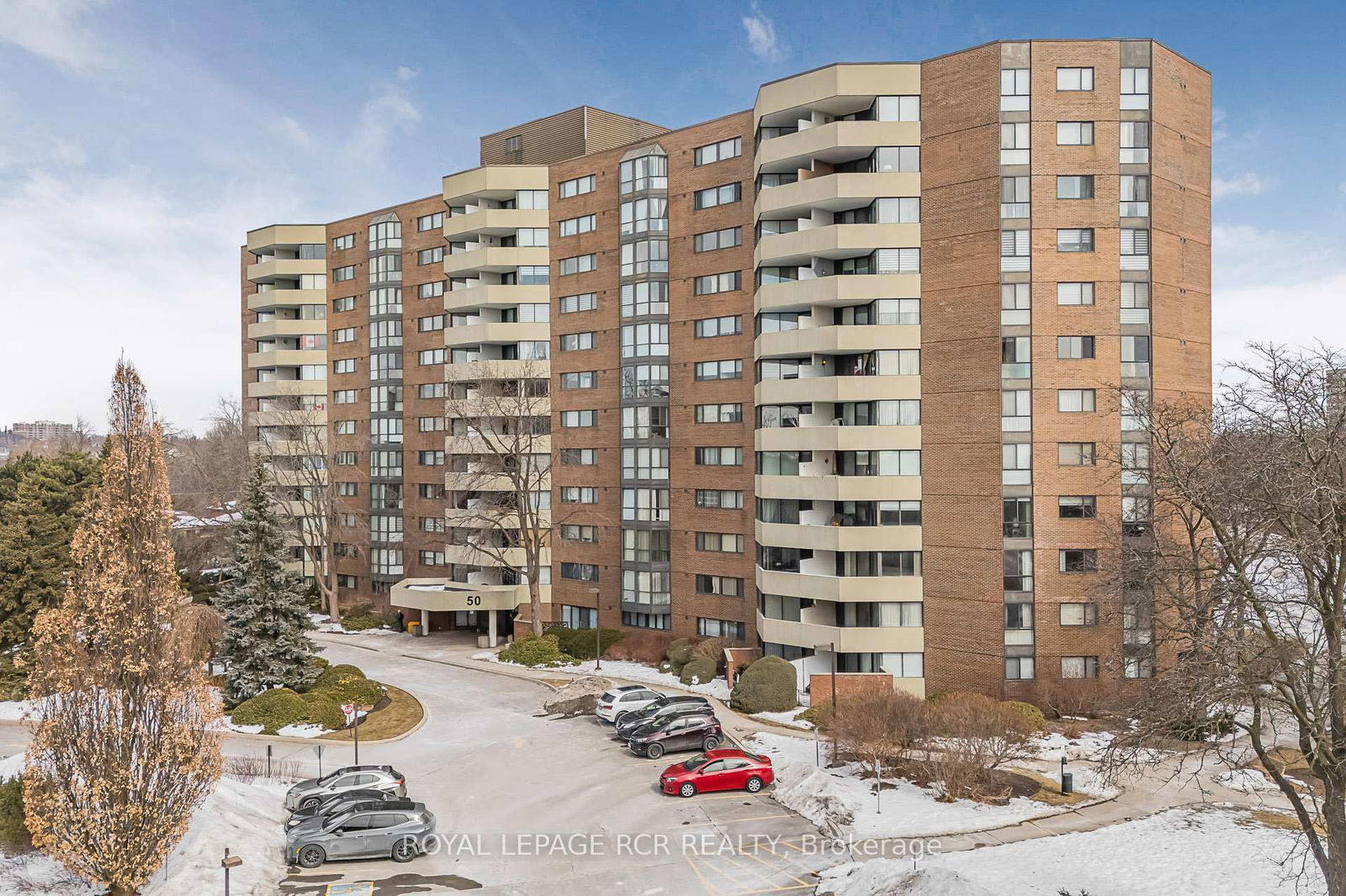 50 Baif Blvd, unit 304 for sale