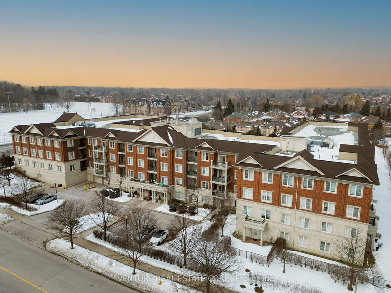 9519 Keele St, unit 302 for sale