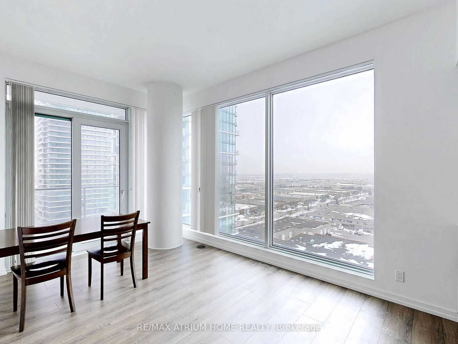 7890 Jane St, unit 1706 for sale