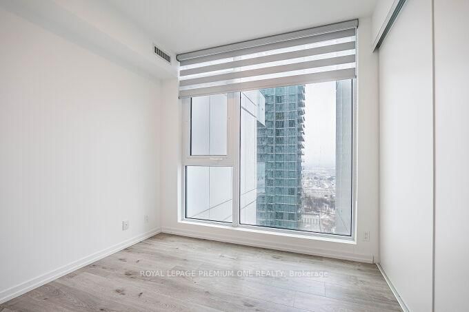 7890 Jane St, unit 1912 for sale