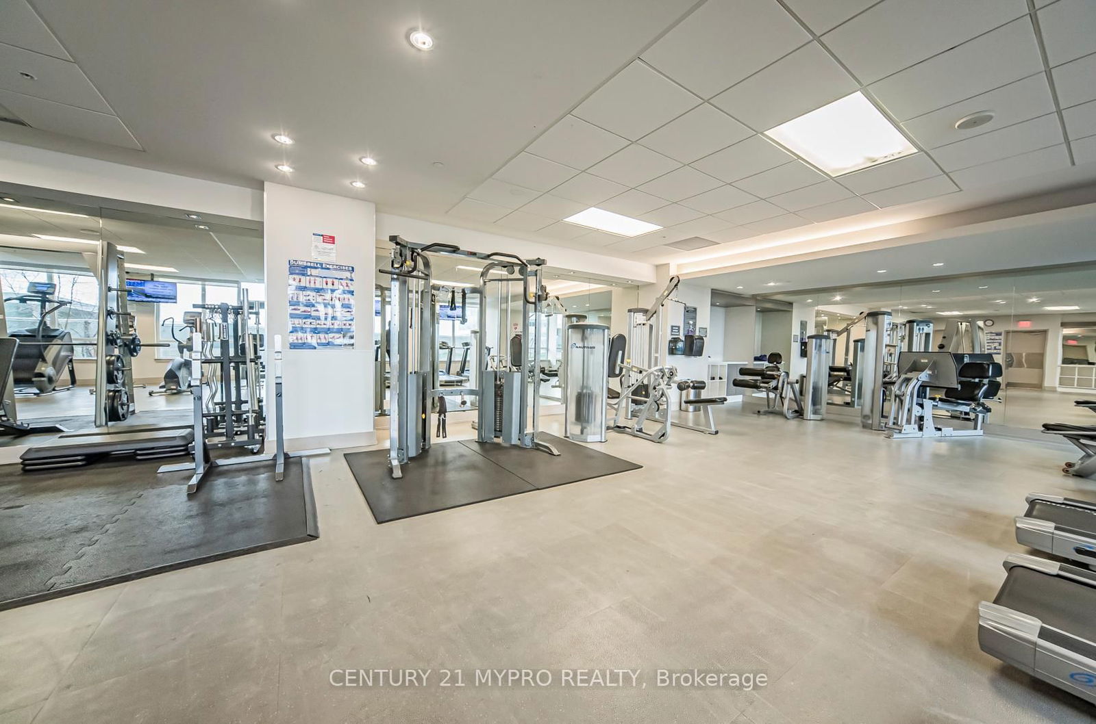 7165 Yonge St, unit 903 for sale