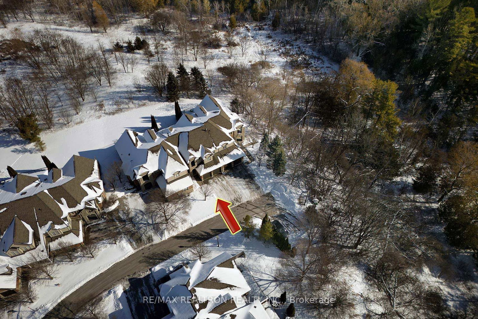 Wycliffe Gardens Townhomes, Aurora, Toronto