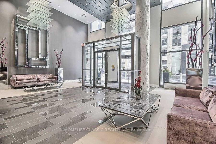 9191 Yonge St, unit 613 for sale