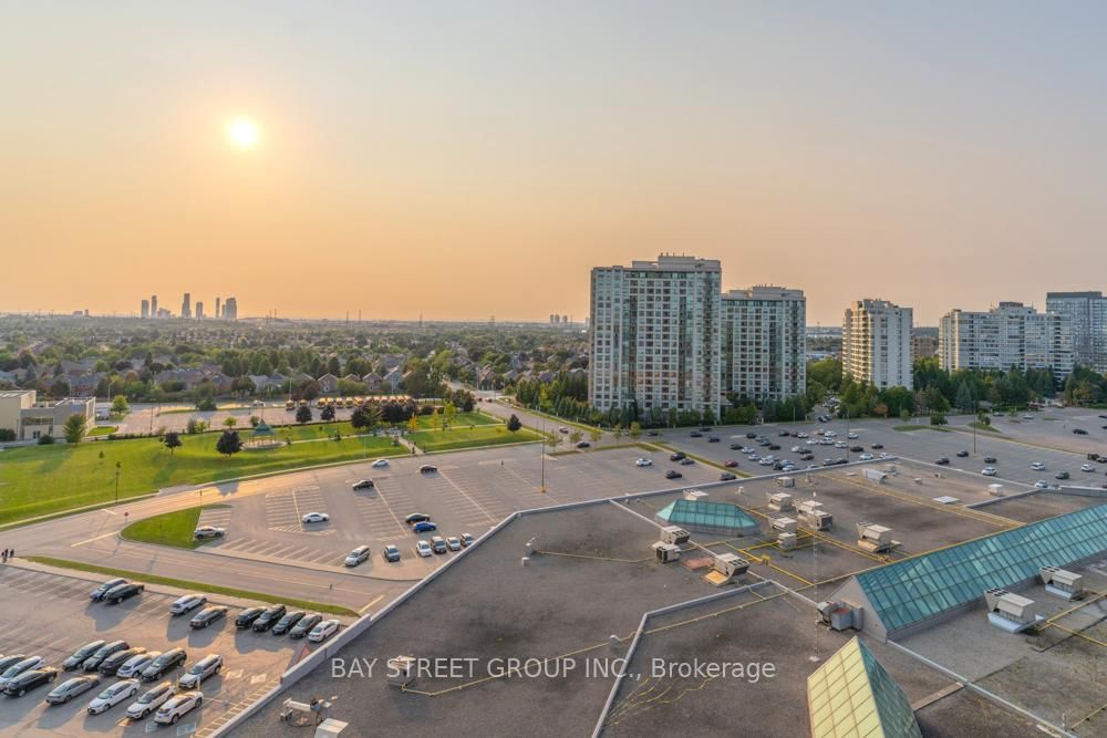 50 Upper Mall Way SW, unit #1005B for sale