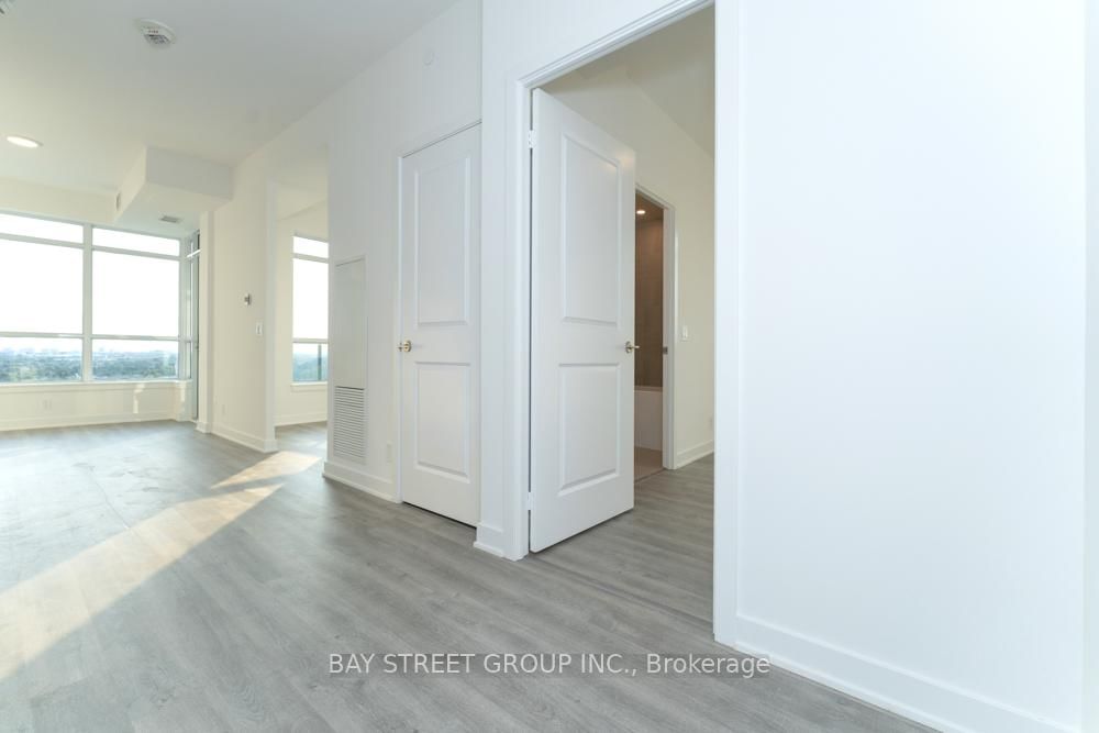 50 Upper Mall Way SW, unit #1005B for sale