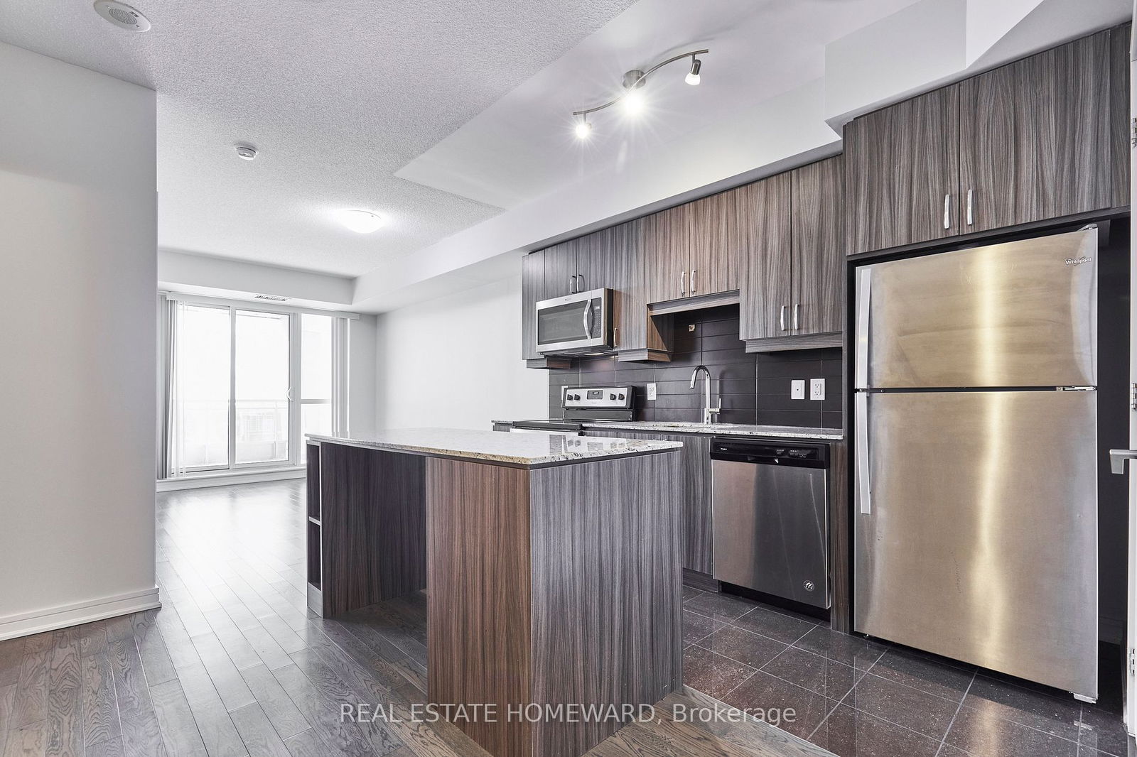 9201 Yonge St, unit 2207 for sale