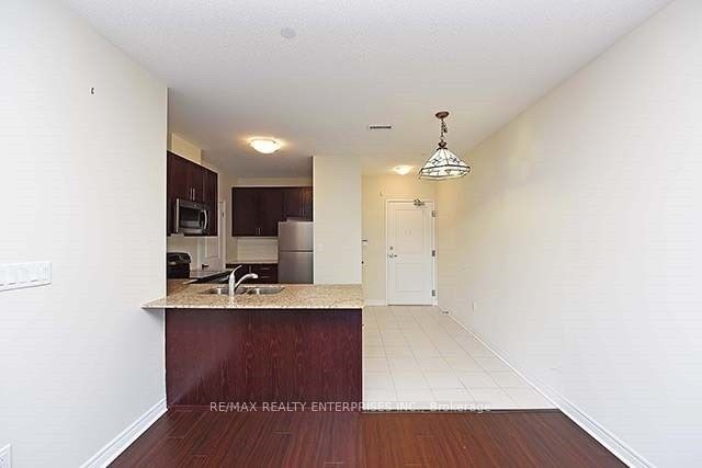 7768 Kennedy Rd, unit 105 for rent