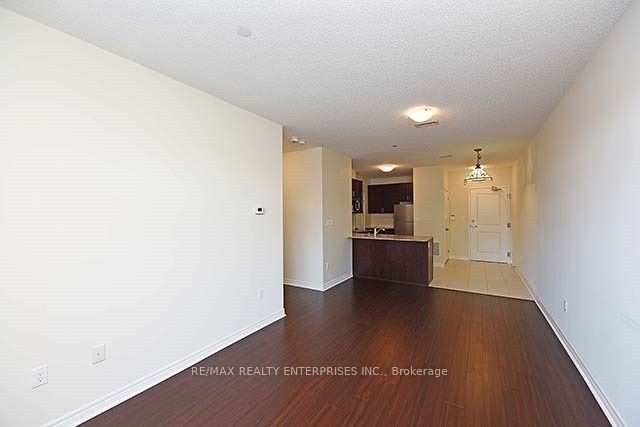 7768 Kennedy Rd, unit 105 for rent