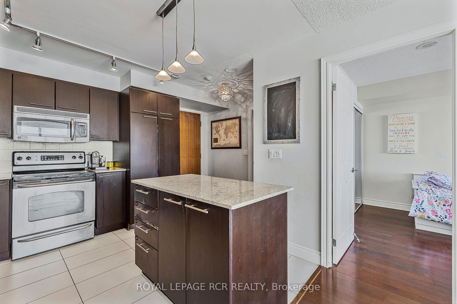 37 Galleria Pkwy, unit 515 for sale