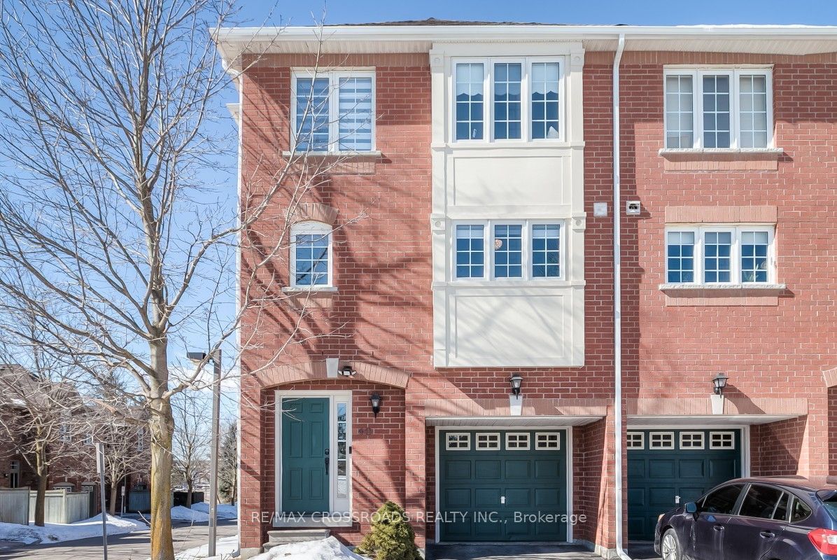 Sandlewood Court Townhomes, Aurora, Toronto