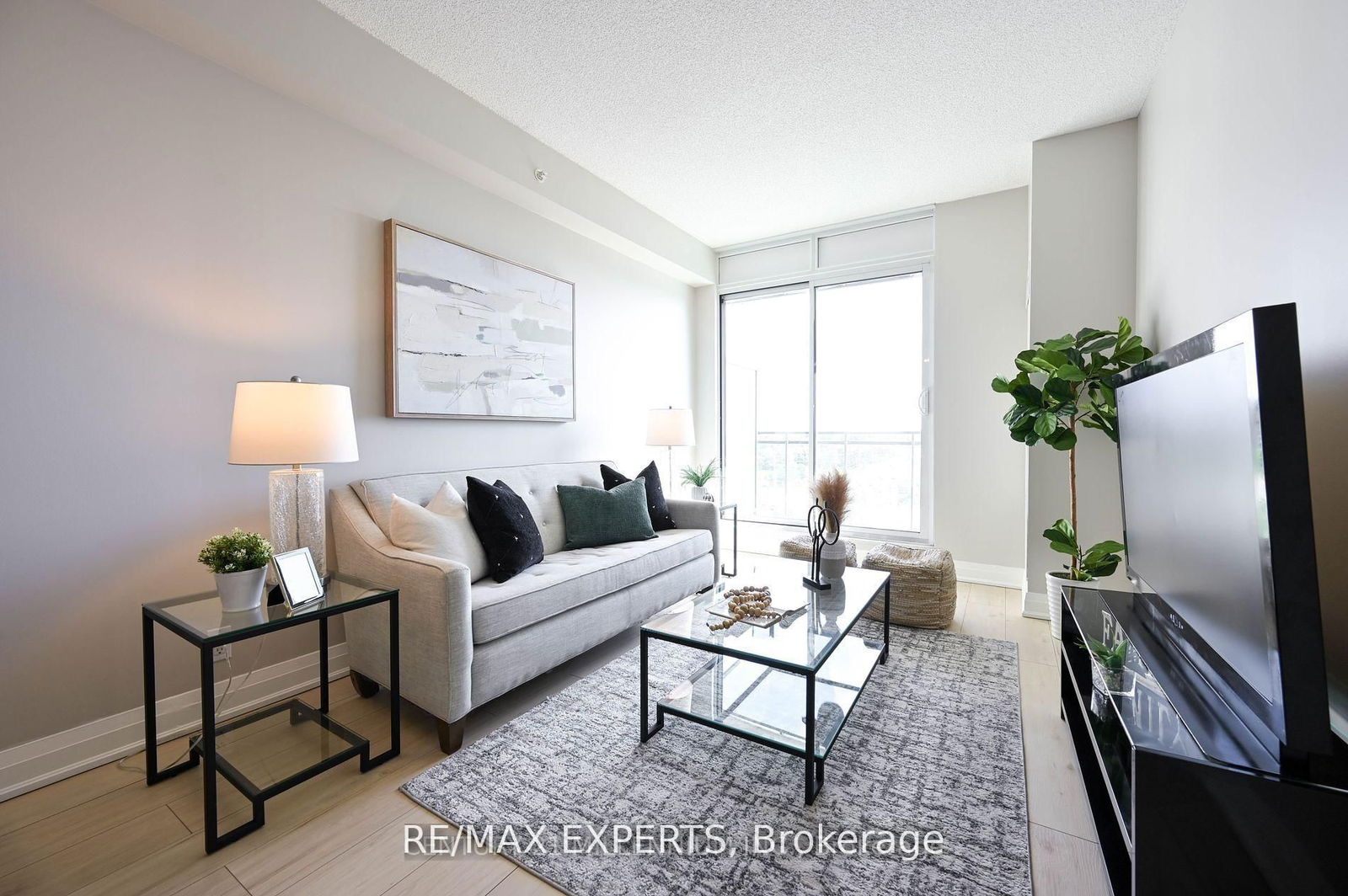 12 Woodstream Blvd, unit 710 for rent