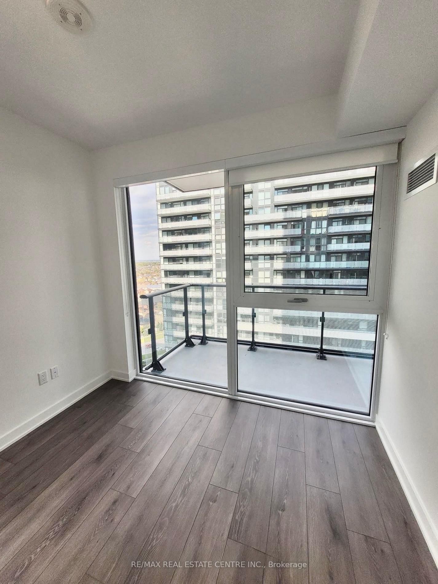 95 Oneida Cres, unit 1504 for rent