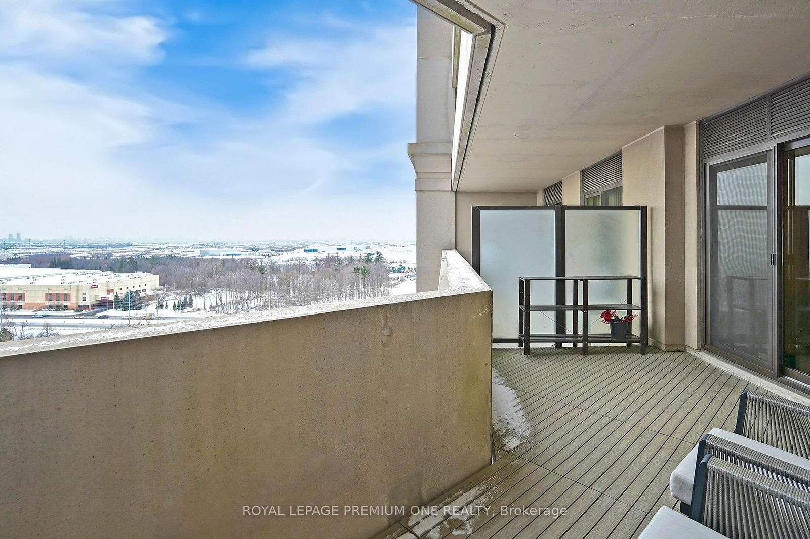 9255 Jane St N, unit 1407 for sale