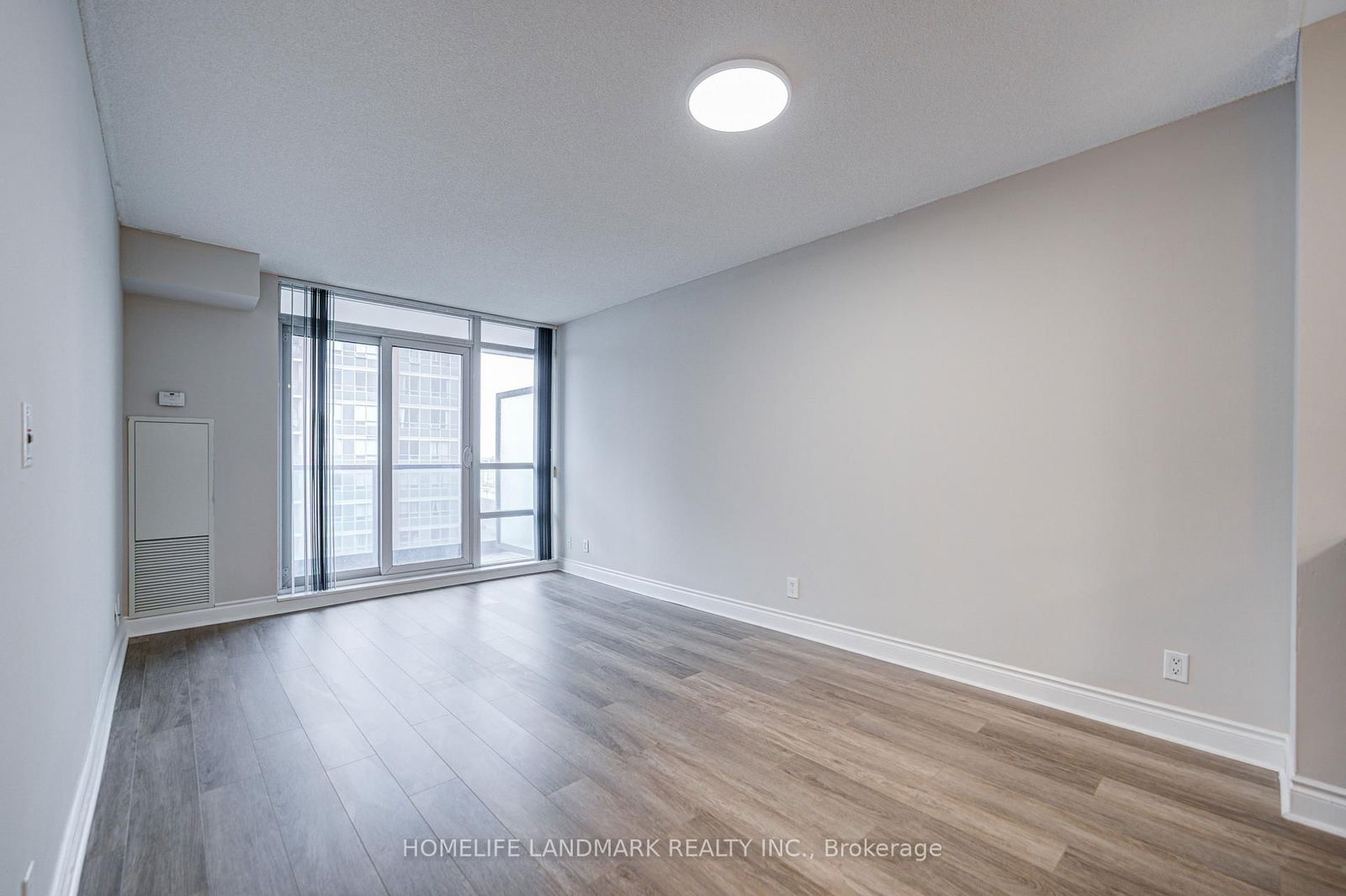 55 South Town Centre Blvd, unit 1109 for sale