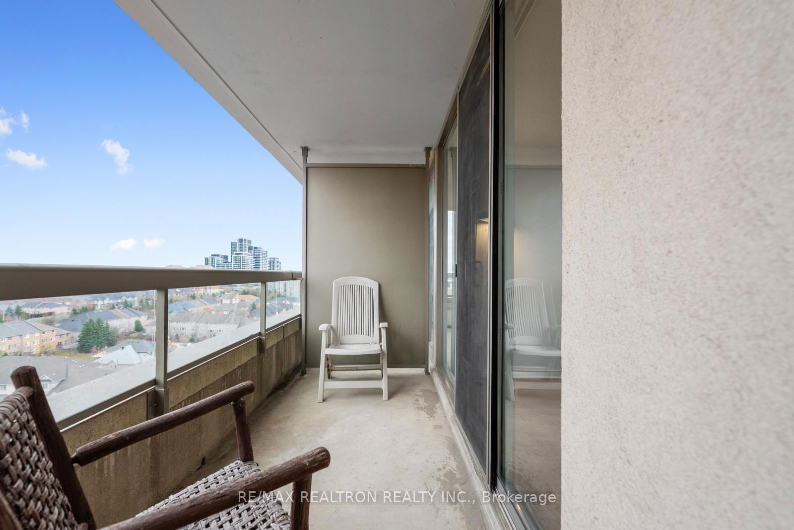 9 Northern Heights Dr, unit 1202 for sale