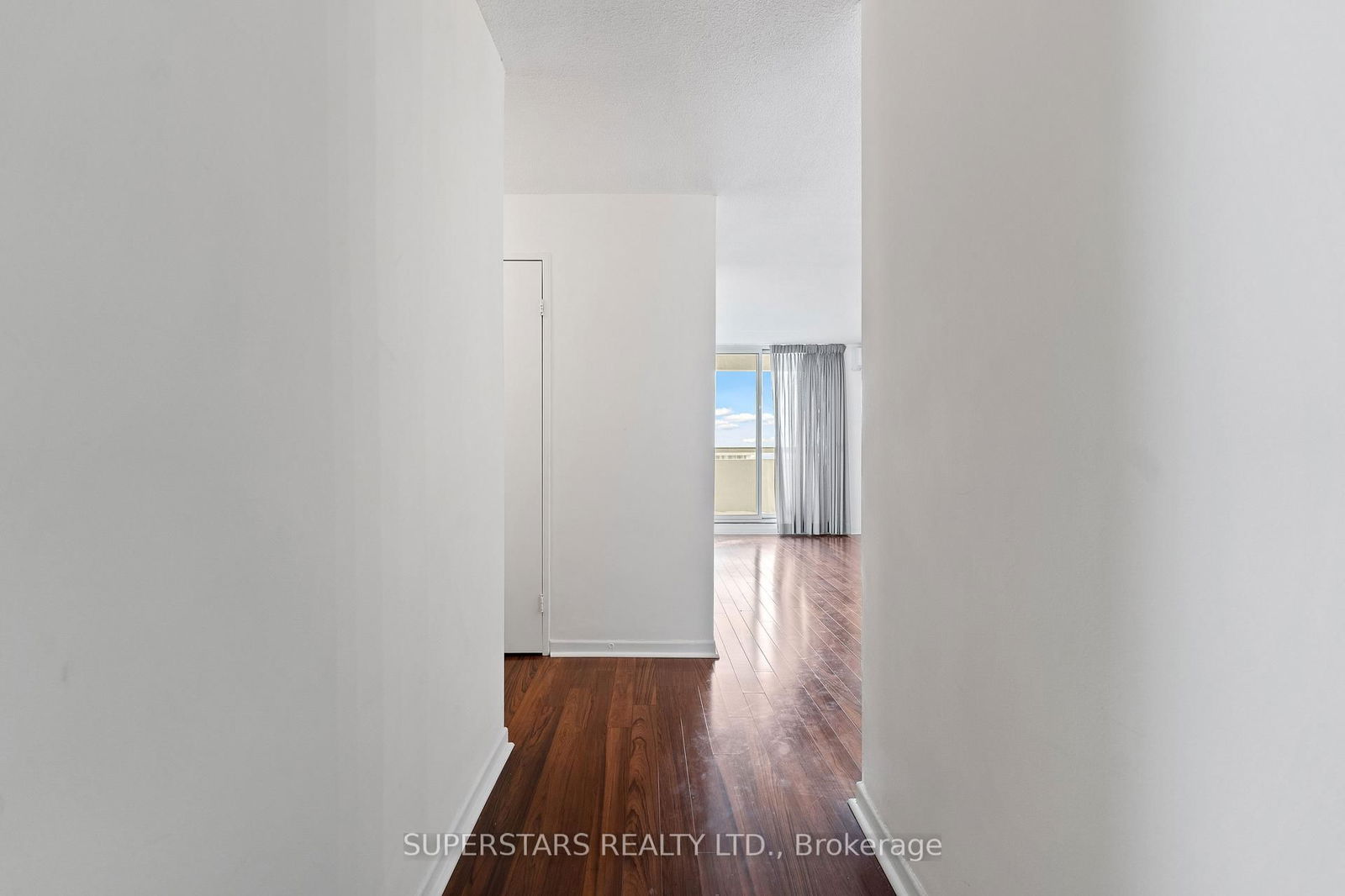 1 Royal Orchard Blvd, unit 1407 for rent