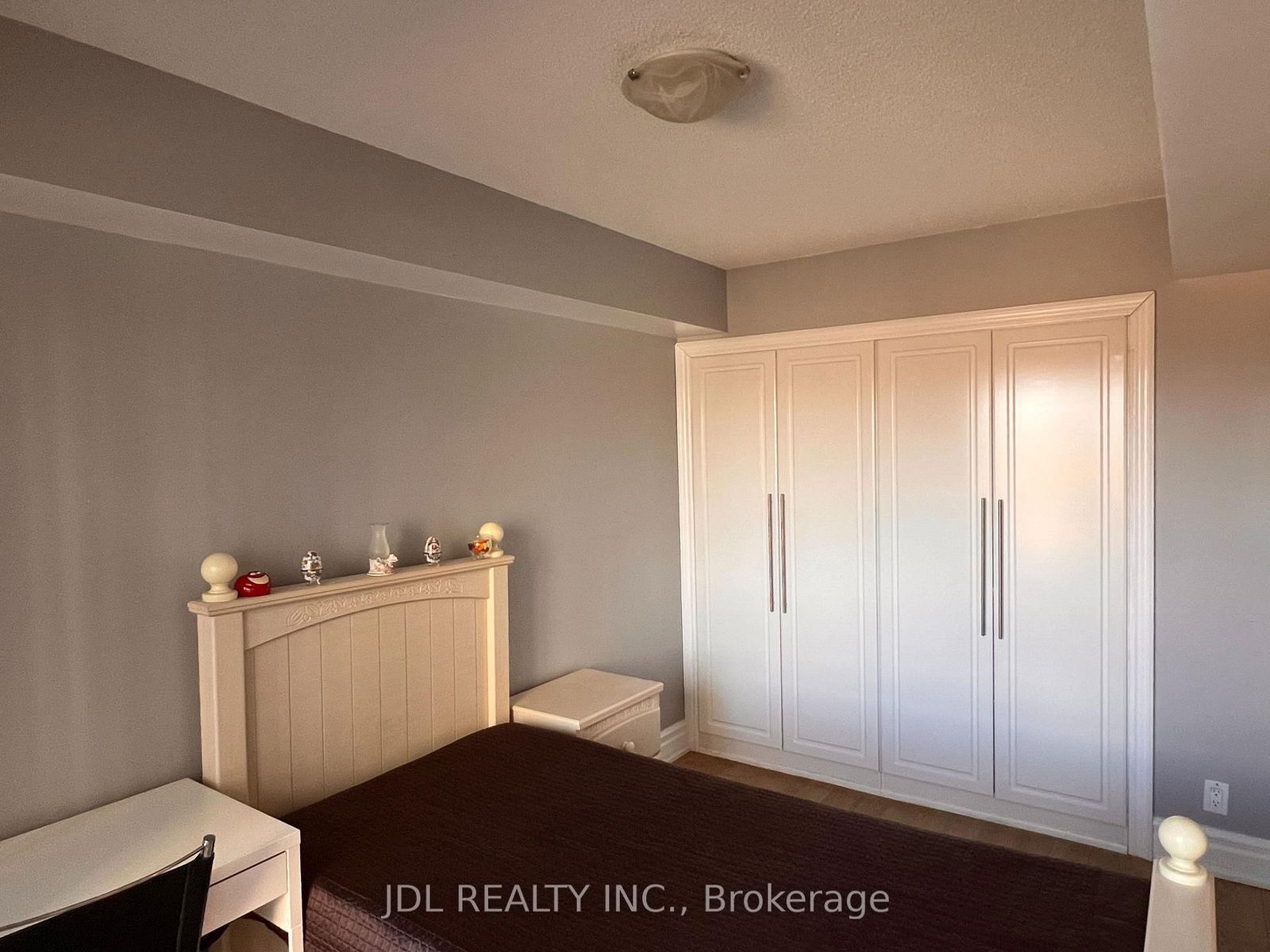 18 Harding Blvd, unit 416 for rent