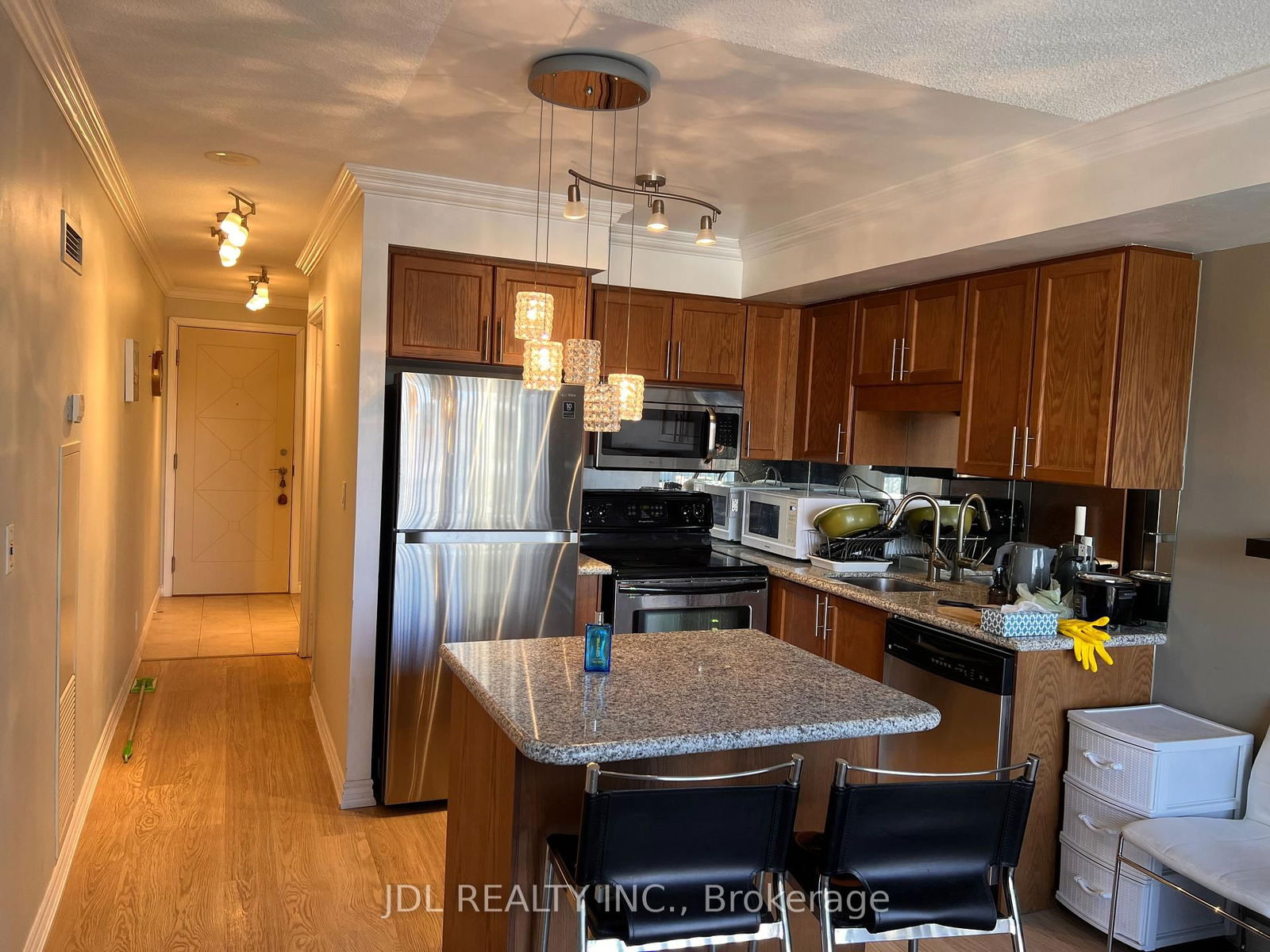 18 Harding Blvd, unit 416 for rent