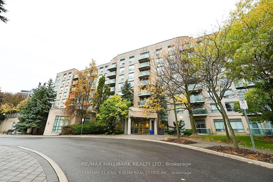 The Gates of Bayview Glen Condos, Richmond Hill, Toronto