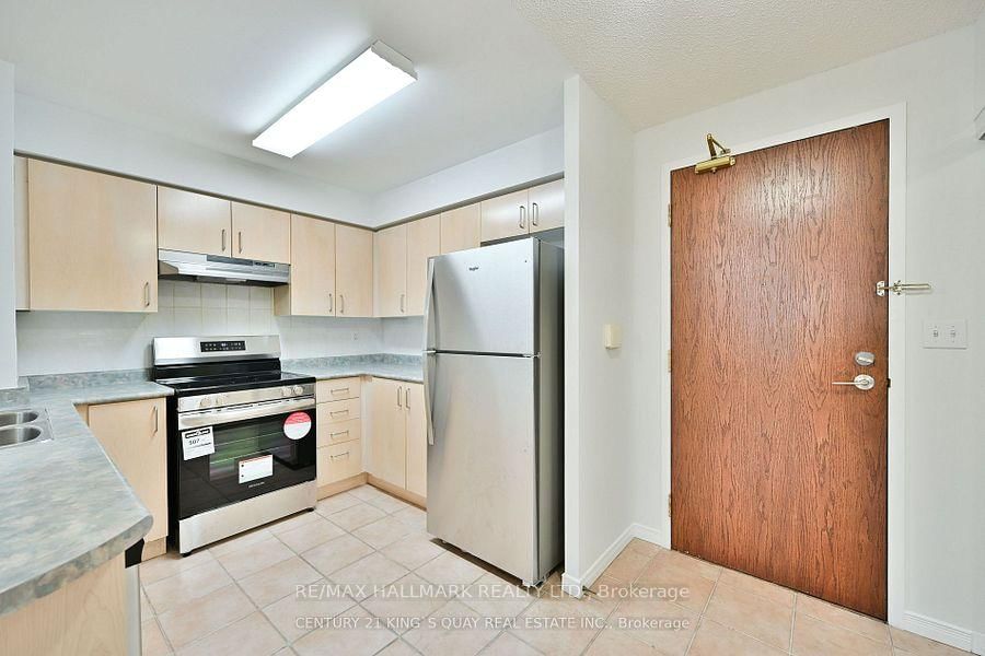 3 Ellesmere St, unit PH22 for rent