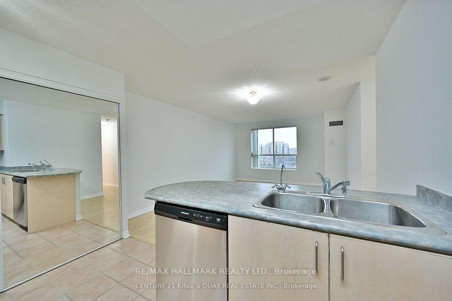 3 Ellesmere St, unit PH22 for rent