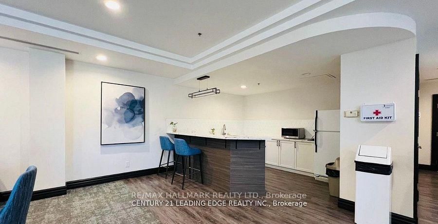 3 Ellesmere St, unit PH22 for rent