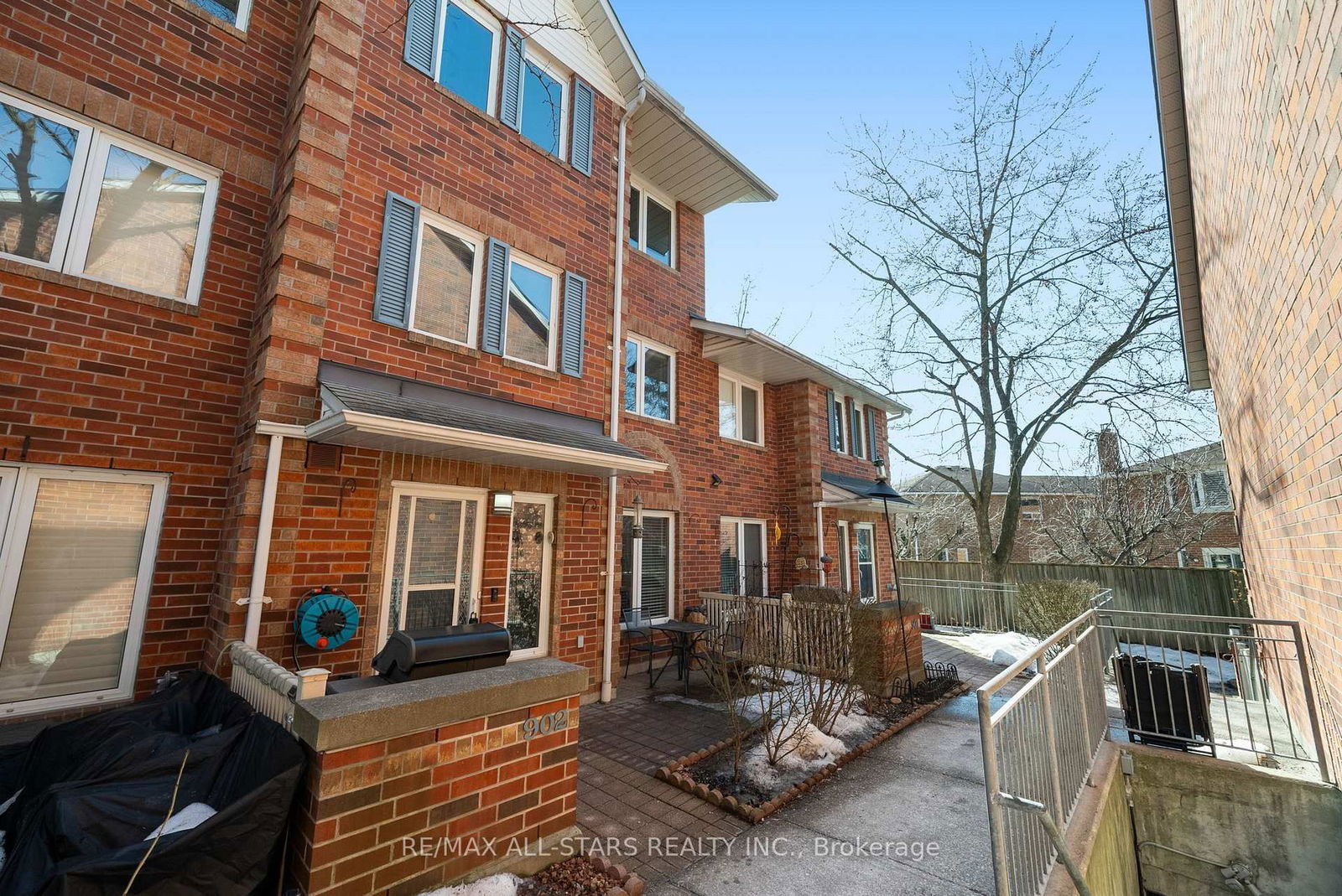 900 Steeles Ave Townhomes, Vaughan, Toronto